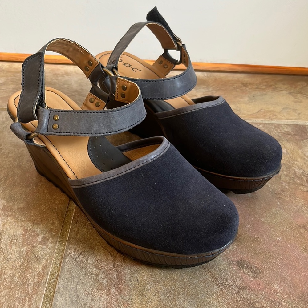 B.O.C. Leather sandals size 9M in blue